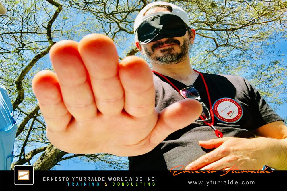 Team Building Corporativo en LATAM | Taller de Cuerdas con enfoque en integración y colaboración