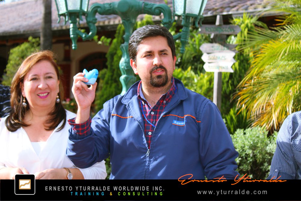 Talleres Experienciales | Team Building LATAM | Taller de Trabajo en Equipo con foco en cohesión y propósito