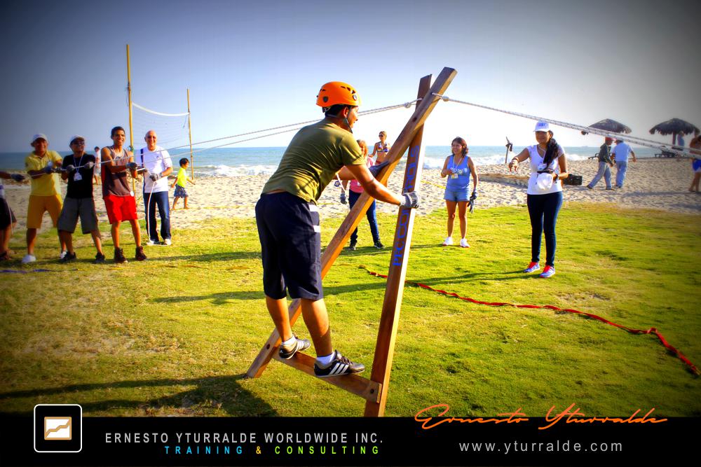 Talleres Experienciales | Team Building LATAM | Actividades lúdicas empresariales para crear vínculos y confianza