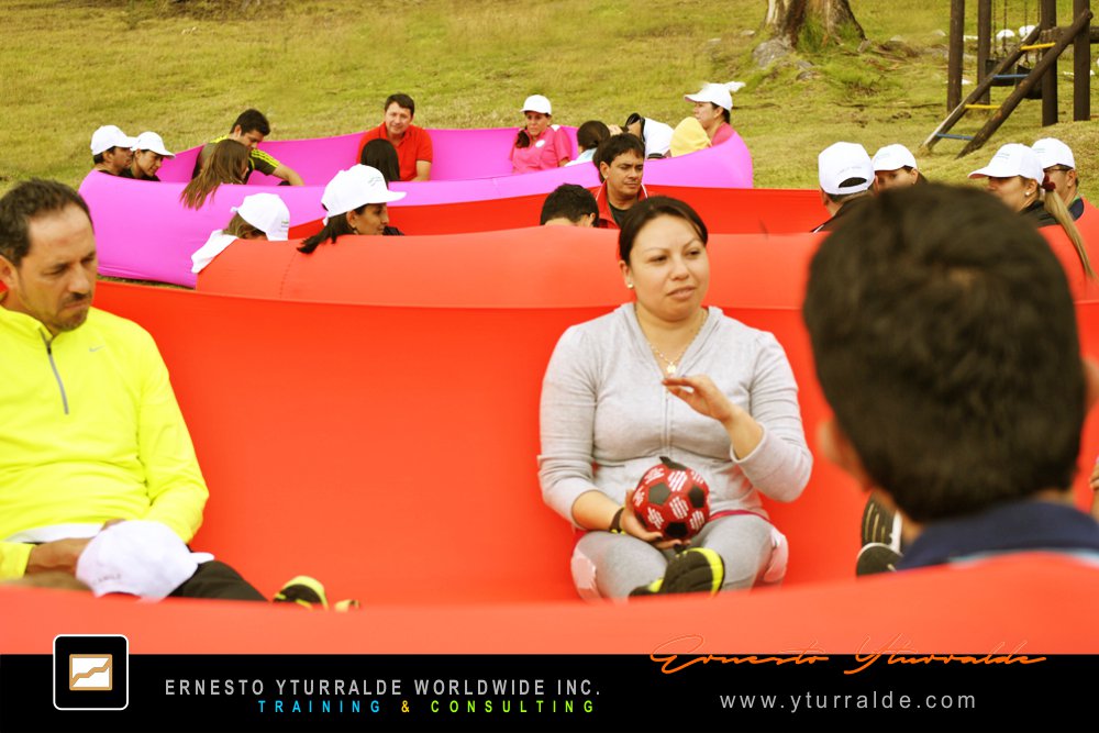 Talleres Experienciales | Team Building LATAM | Actividades lúdicas empresariales que generan compromiso